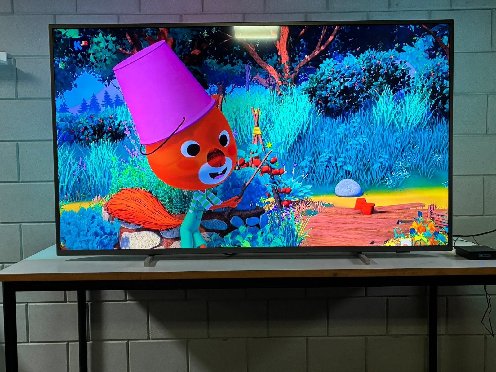 Philips 65 inch 4K Smart TV Ambilight –lichte beschadigingen, Ophalen, Philips, 50 Hz, Zo goed als nieuw