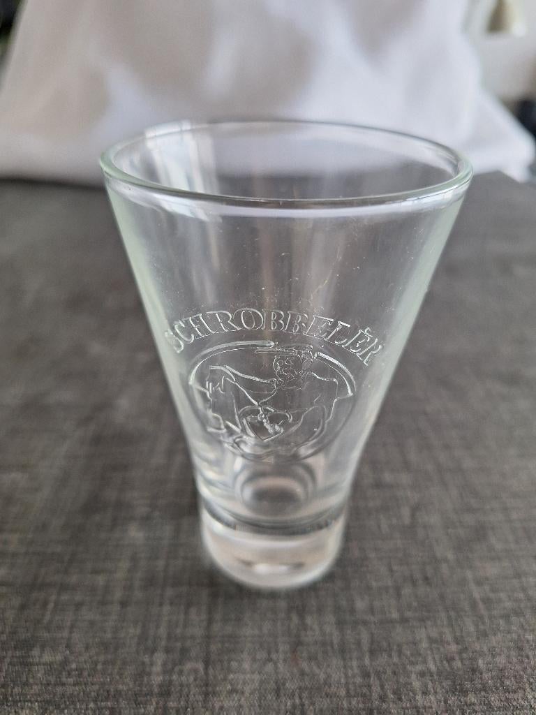 SCHROBBELER glaasje 11 cm hoog, Ophalen of Verzenden, Zo goed als nieuw, Borrel- of Shotglas
