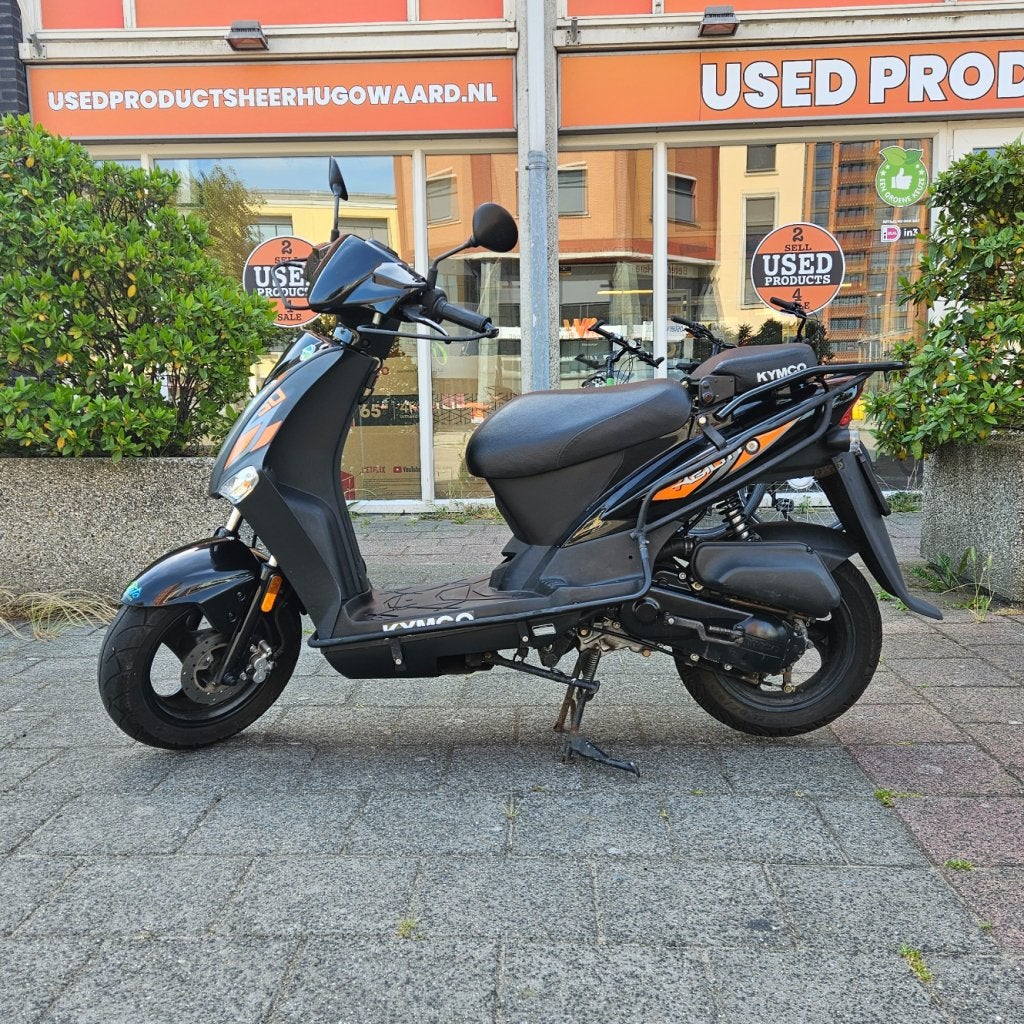 Kymco Agility 50 2019 15.853km Geel Kenteken in Goede Staat, AKG, Zo goed als nieuw, Support@akg.com, AKG Acoustics GmbH
LembÃ¶ckgasse 21â€“25
1230 Vienna
Austria