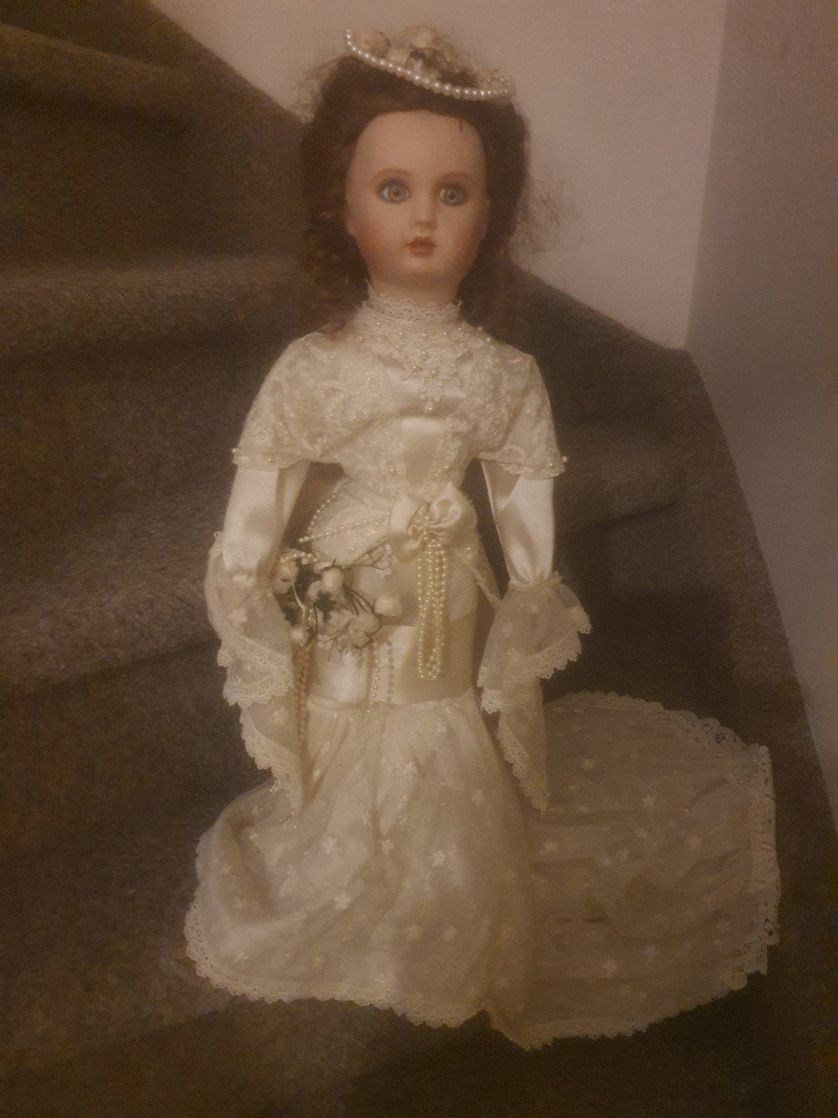 Vintage porseleinen pop in trouwjurk, Ophalen of Verzenden, Gebruikt, Overige typen