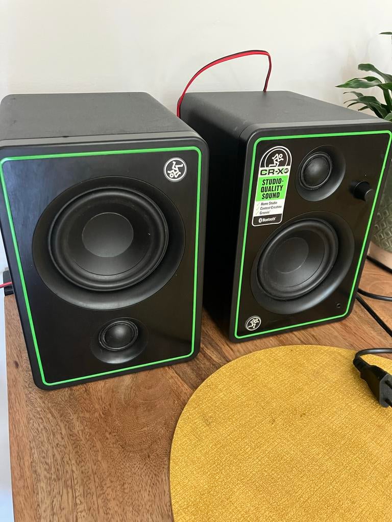 Mackie CR4-XBT Multimedia Monitoren met Bluetooth, Overige merken, Ophalen of Verzenden, Zo goed als nieuw, 60 tot 120 watt