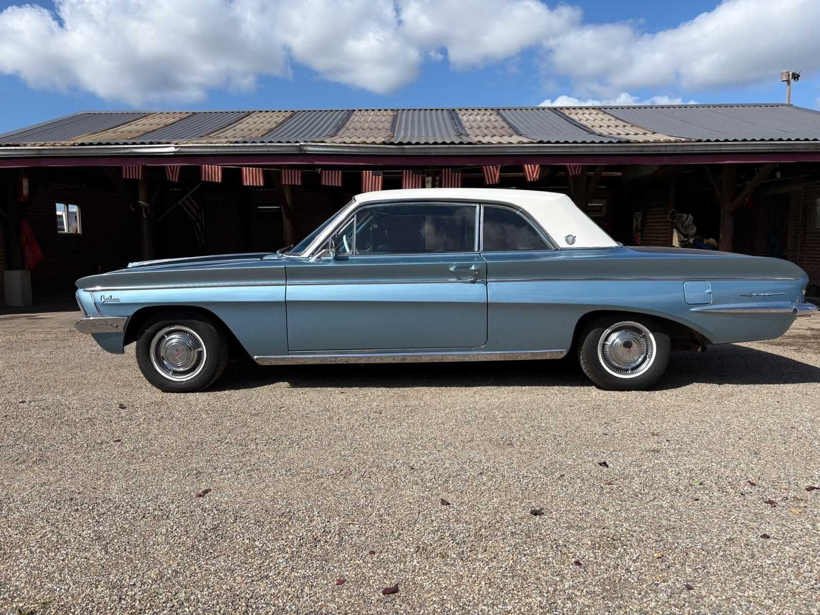Oldsmobile Cutlass f85 Coupe 215 V8 - Oldtimer, foto 8