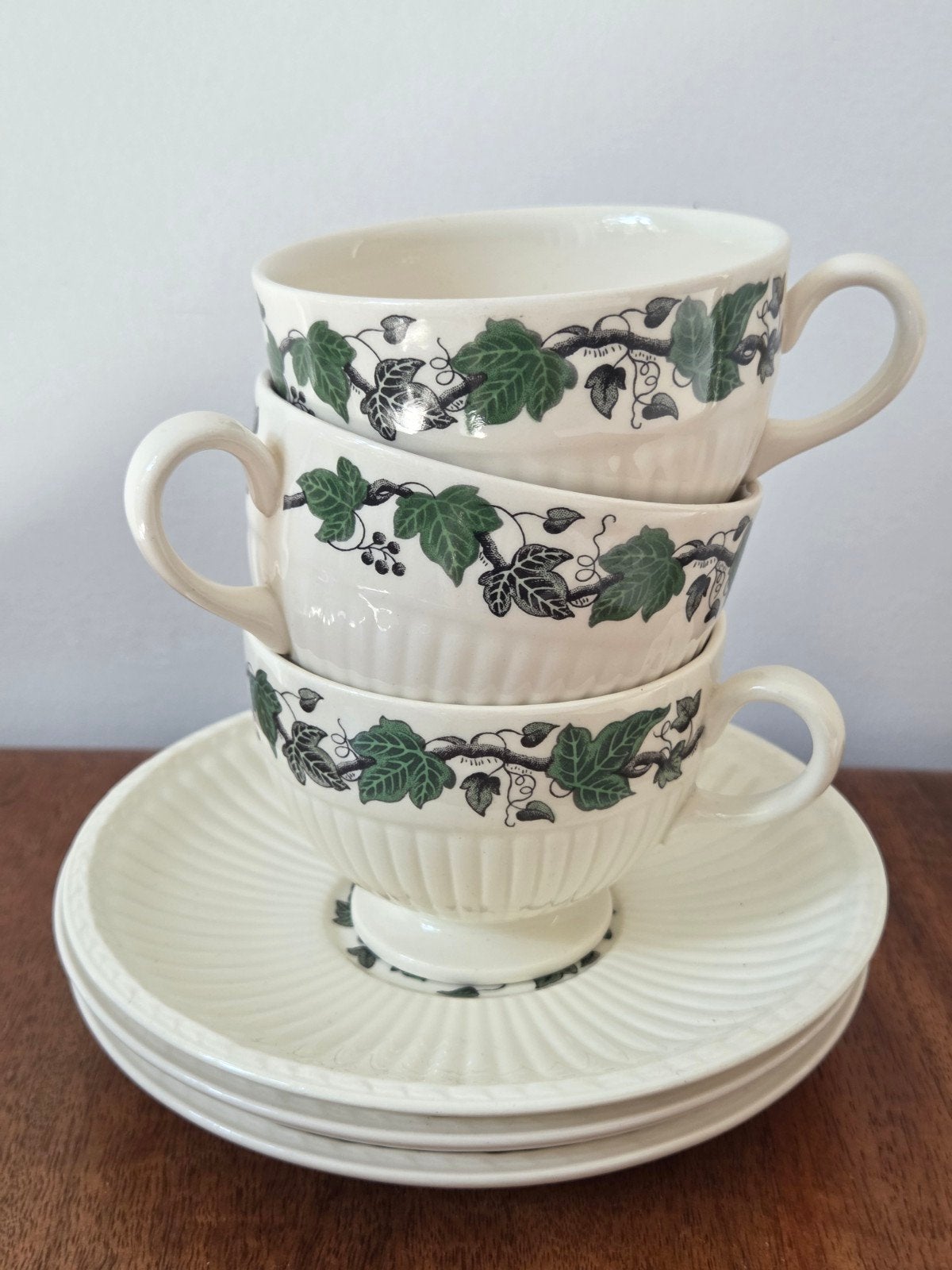 3 kop en schotel van Wedgwood, Stratford / klimop, Ophalen of Verzenden