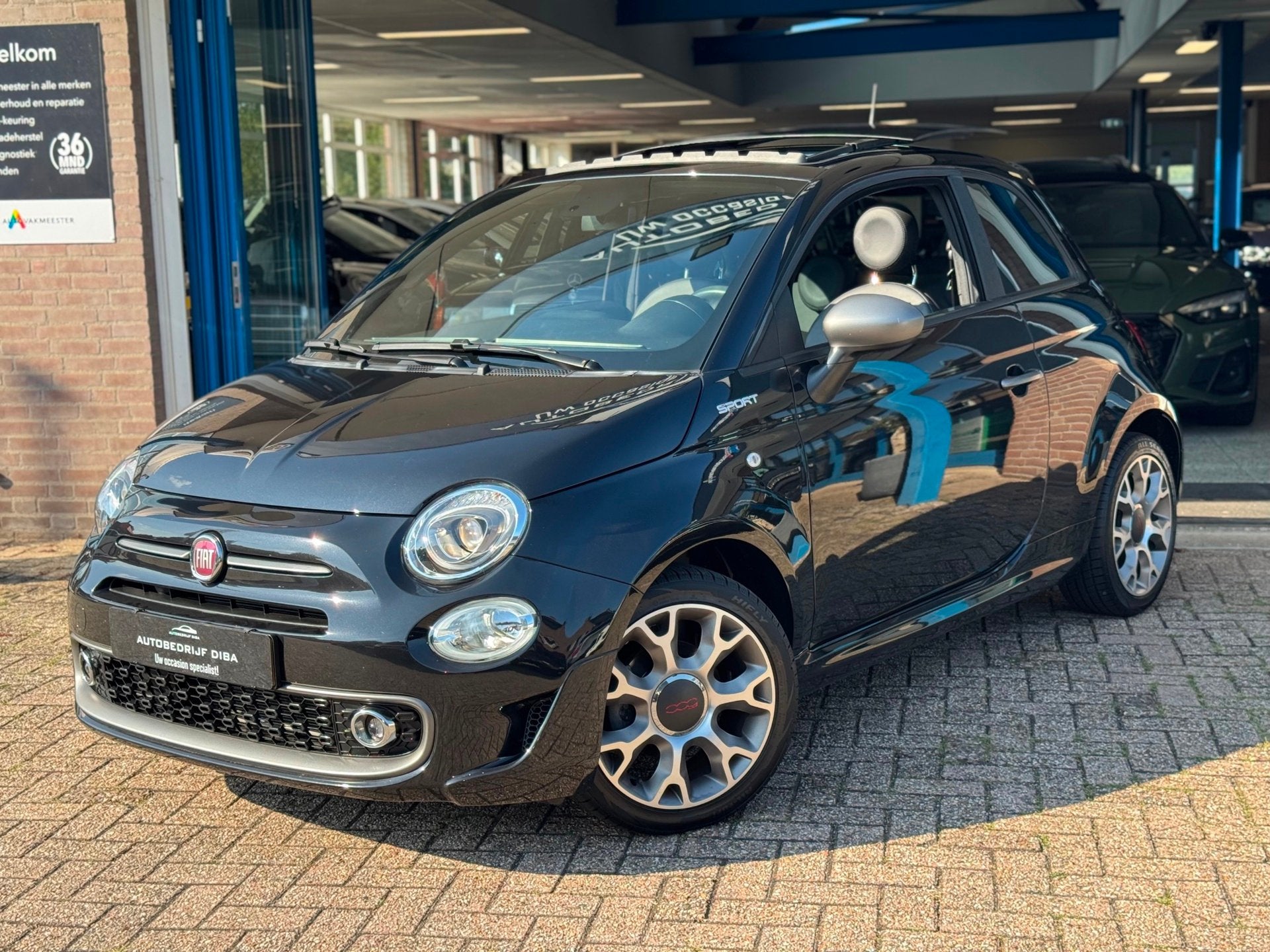 Fiat 500 1.0 Hybrid Sport 2022 PANO NAVI APK NAP!, Auto's, Fiat, 4 stoelen, Zwart, Leder, Bedrijf