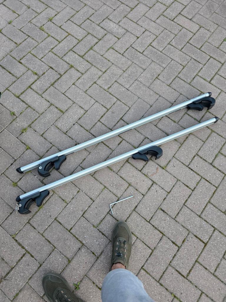 Menabo XL Dakdragers - Stevig en Betrouwbaar, Ophalen of Verzenden, Gebruikt