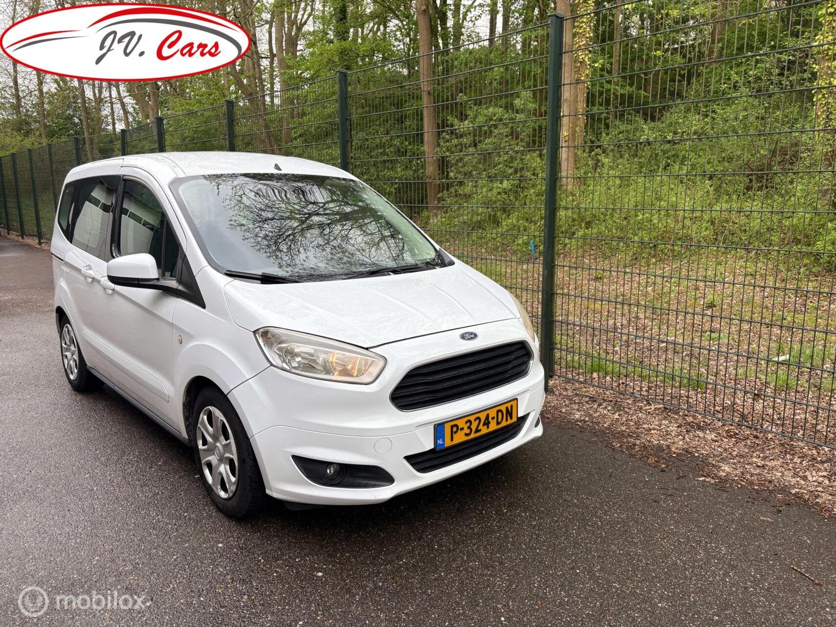 Ford Tourneo Courier 1.0 Titanium, Voorwielaandrijving, Euro 5, 101 pk, Gebruikt