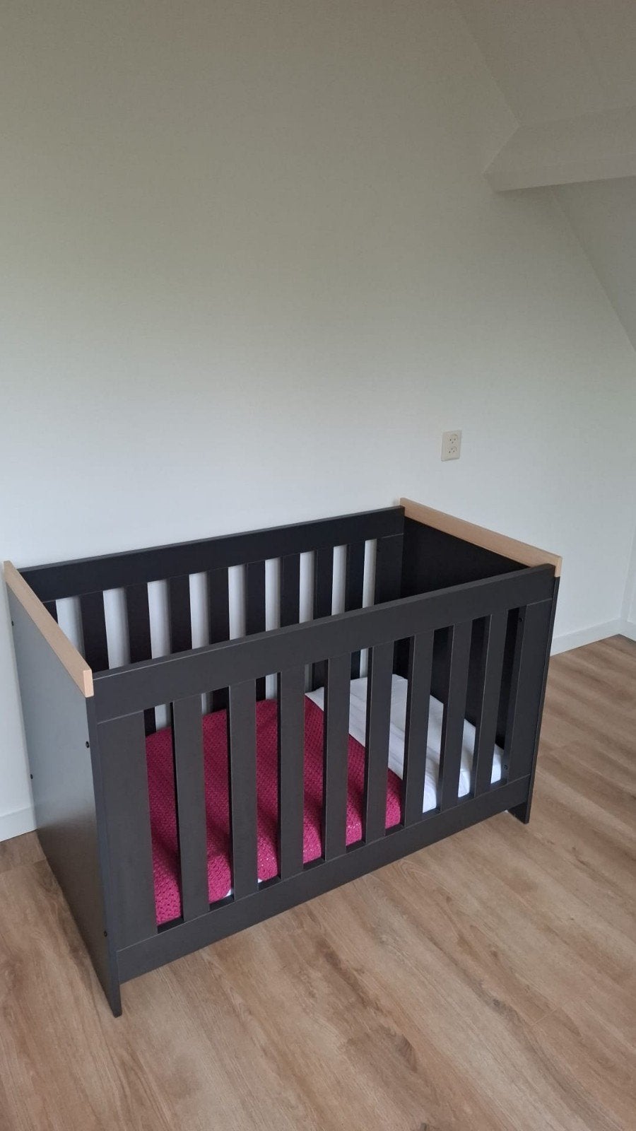 Nieuw ledikant nog in doos met matras 60x120, Ophalen, Nieuw, Minder dan 140 cm, Matras