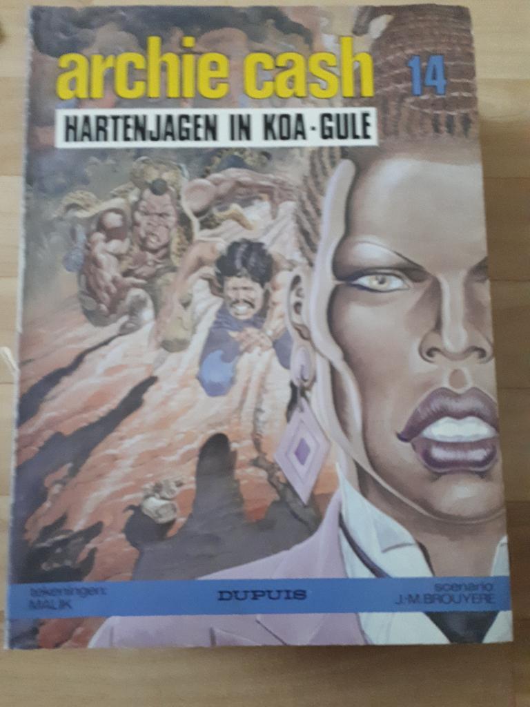 Stripboeken: Diverse stripboeken, Boeken, Gelezen, Diverse auteurs, Ophalen of Verzenden, Meerdere stripboeken