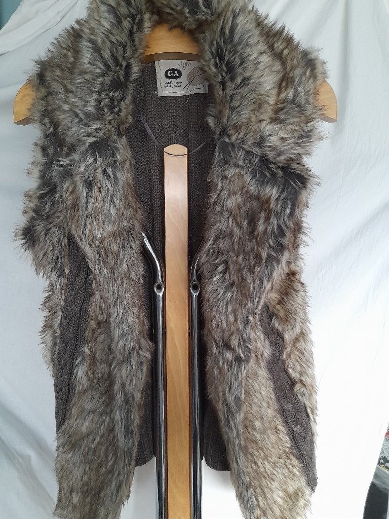 Damesvest, Bruin, Maat 46/48 (XL) of groter, Ophalen of Verzenden, Zo goed als nieuw