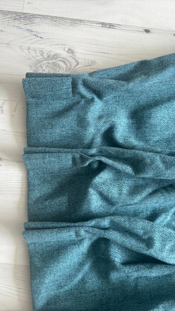 Blauw gordijn 2x, Ophalen, Zo goed als nieuw, Blauw