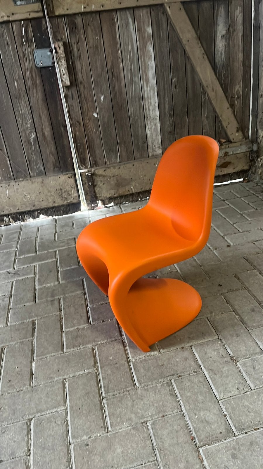 Vitra. Kinderstoeltjes, 2 stuks, Ophalen, Zo goed als nieuw, Overige typen