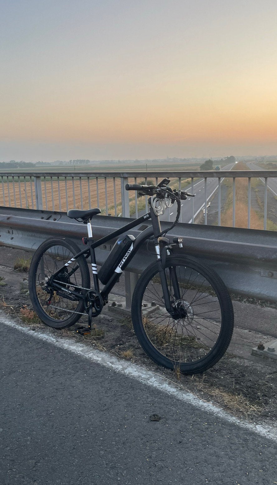 Hitway bk15, Ophalen, Zo goed als nieuw, 50 km per accu of meer, Overige merken