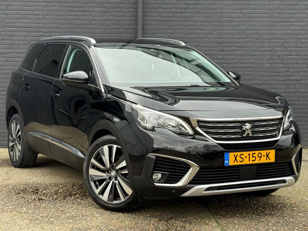 Peugeot 5008 1.2 PureTech Blue Lease Premium 7P| NAVI | CAME, Auto's, Voorwielaandrijving, Gebruikt, 7 stoelen, Zwart