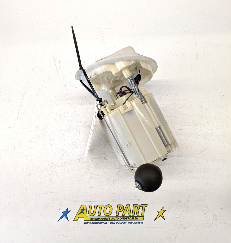 Chrysler 300c V6 benzinepomp 2005-2010, Gebruikt, PO Box 21-8004 | Auburn Hills, MI 48321-8004, Chrysler, Ophalen of Verzenden