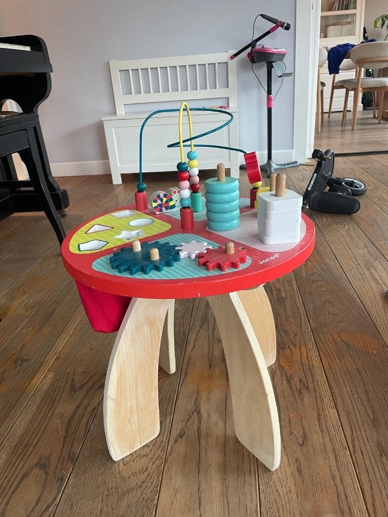 Speeltafel super leuk van hout, Kinderen en Baby's, Ophalen, Zo goed als nieuw, Meubelstuk of Keukentje