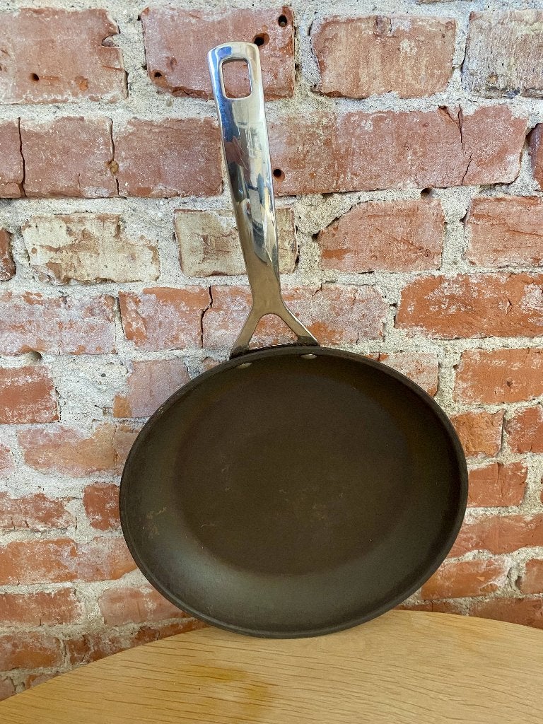 Le Creuset Koekenpannen Non-Stick (24 + 28 cm), Koekenpan, Gebruikt, Aluminium, Le Creuset