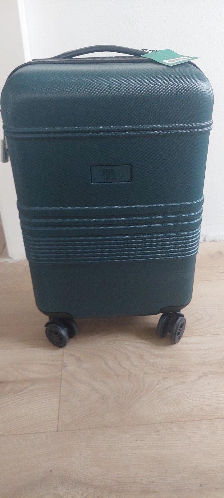 Gloednieuwe rolkoffer in mooie kleur groen, ongebruikt, Ophalen, Nieuw, Hard kunststof, 50 tot 60 cm