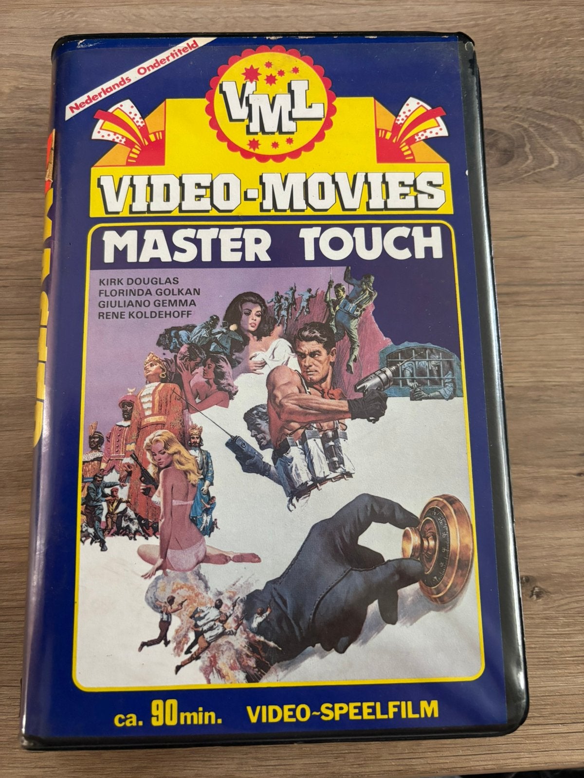 VIdeo2000 / VCC - The Master Touch (Kirk Douglas) (1972), Nederlands ondertiteld, VCC, Ophalen of Verzenden, Actie en Avontuur