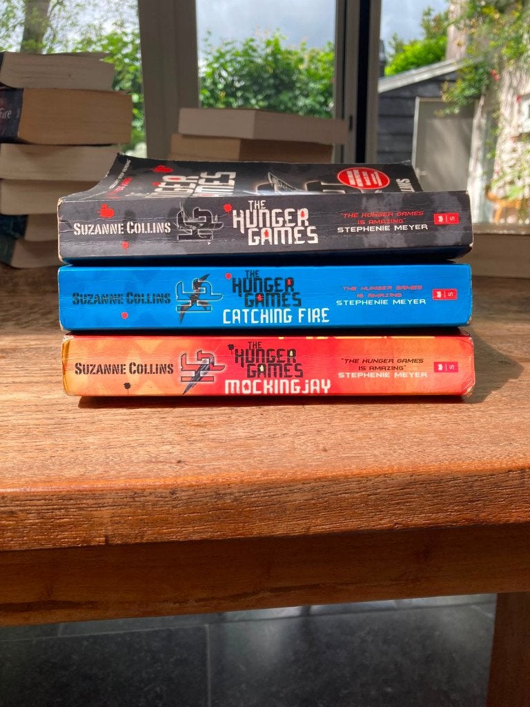 Hunger Games Collectie, Ophalen of Verzenden, Gelezen, Suzanne Collins