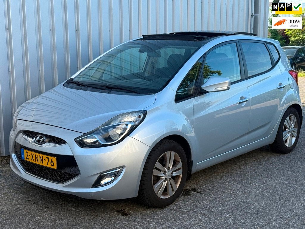 Hyundai Ix20 1.6i i-Catcher / AUT/ PANORAMA/ * LEES BESCHRIJ, Auto's, Euro 5, 15 km/l, 1591 cc, 4 cilinders
