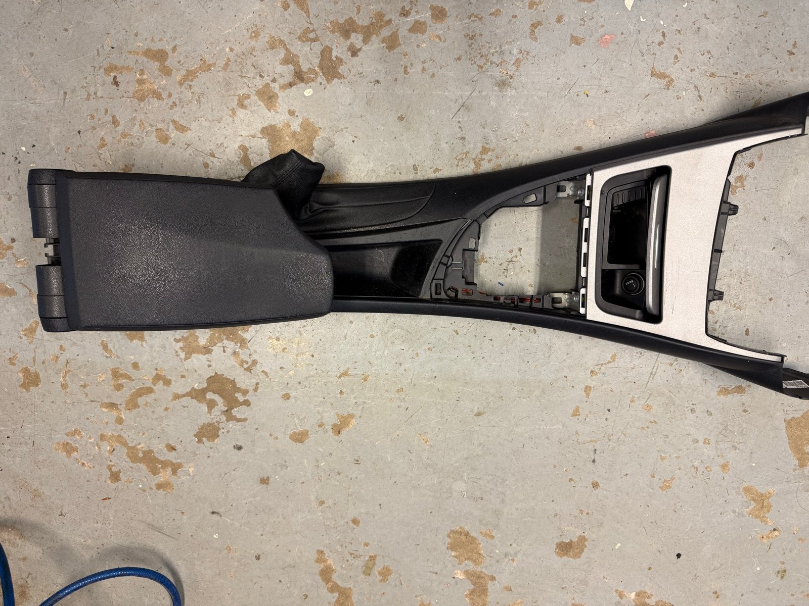 Middenconsole met armsteun voor BMW E87 (2005), Auto-onderdelen, Interieur en Bekleding, BMW, Gebruikt, Ophalen