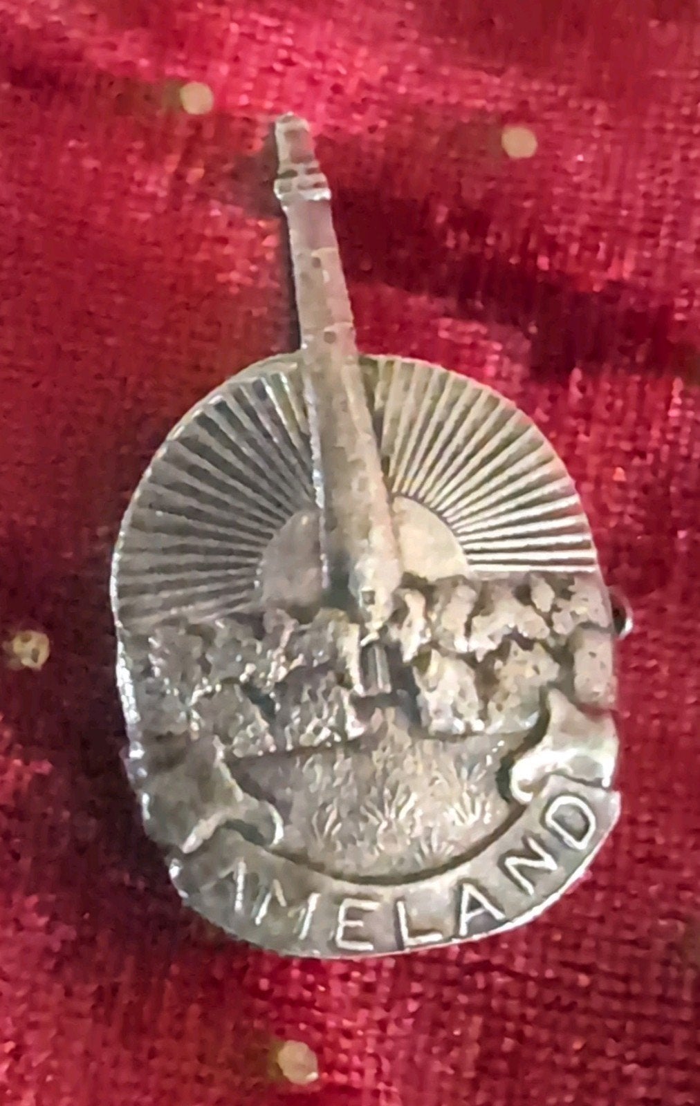 Verzilverd speldje Ameland, Ophalen of Verzenden