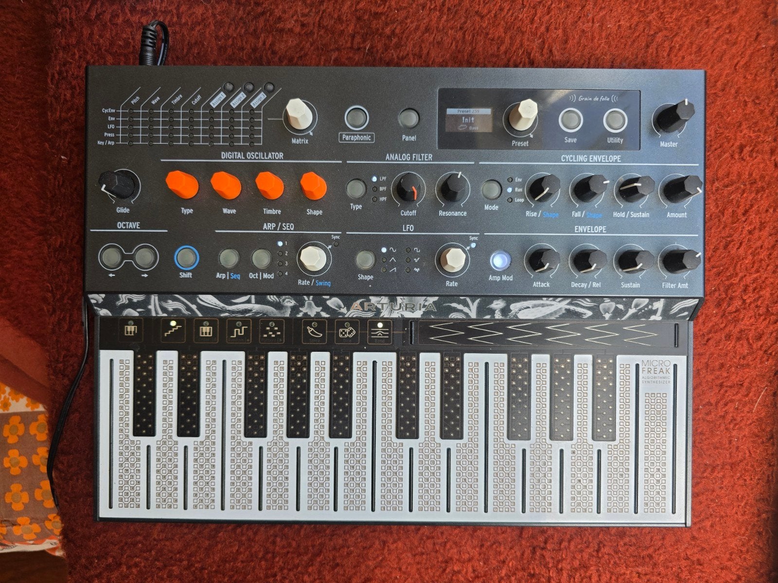 Arturia MicroFreak Synthesizer - Zo goed als nieuw, Muziek en Instrumenten, Ophalen of Verzenden, Zo goed als nieuw, Overige aantallen
