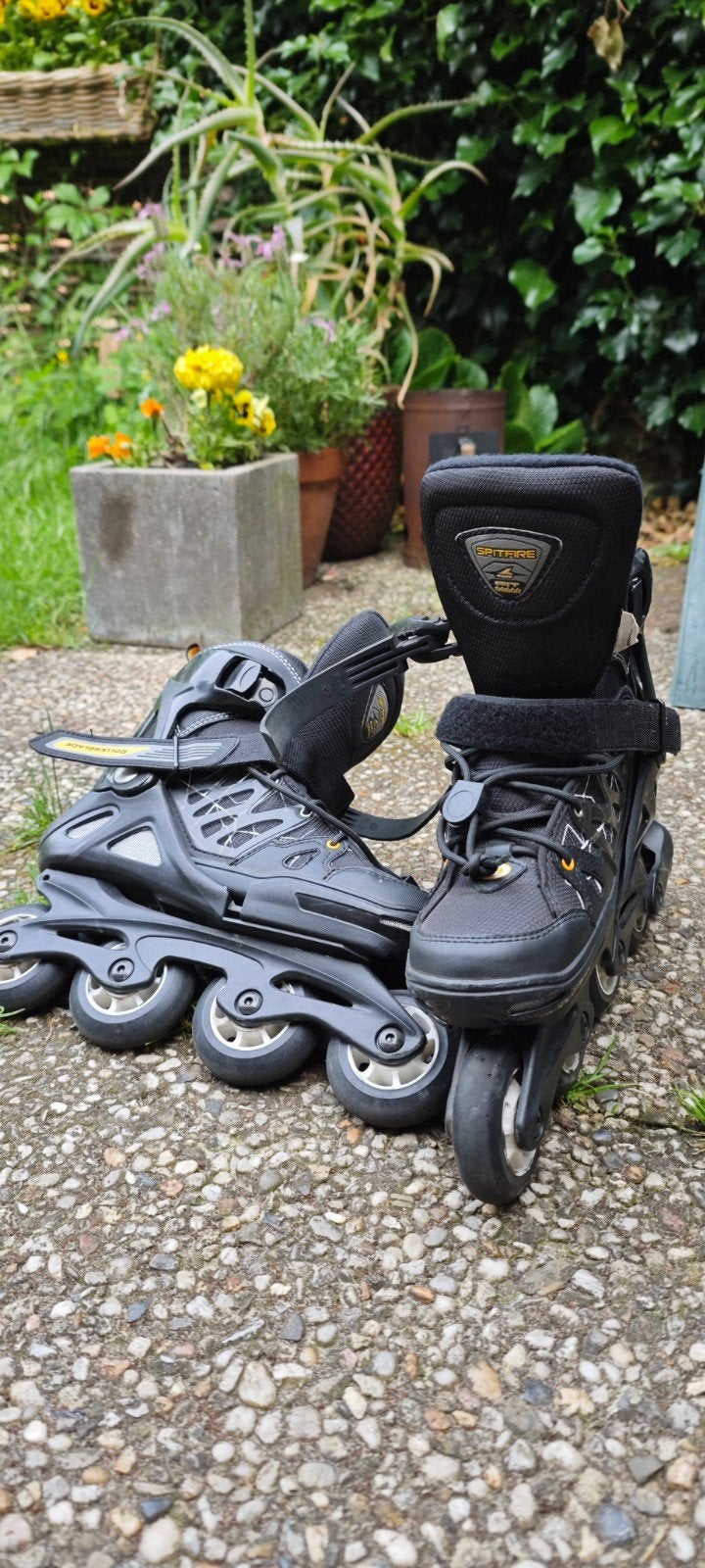 Skeelers Rollerblade Spitfire Maat 36.5-40.5, Sport en Fitness, Skeelers, Ophalen, Verstelbaar, Zo goed als nieuw, Inline skates 4 wielen