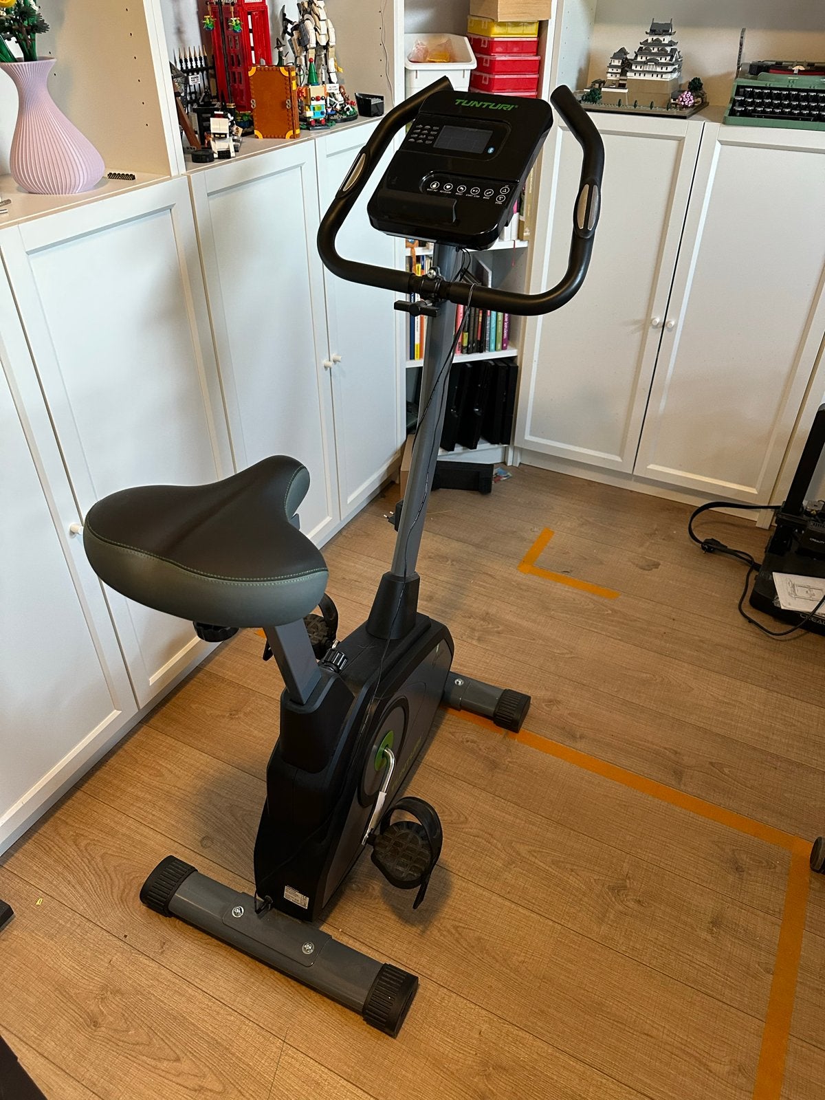 Tunturi Cardio Fit E35 Hometrainer - Zo goed als nieuw, Sport en Fitness, Ophalen, Zo goed als nieuw, Metaal, Benen