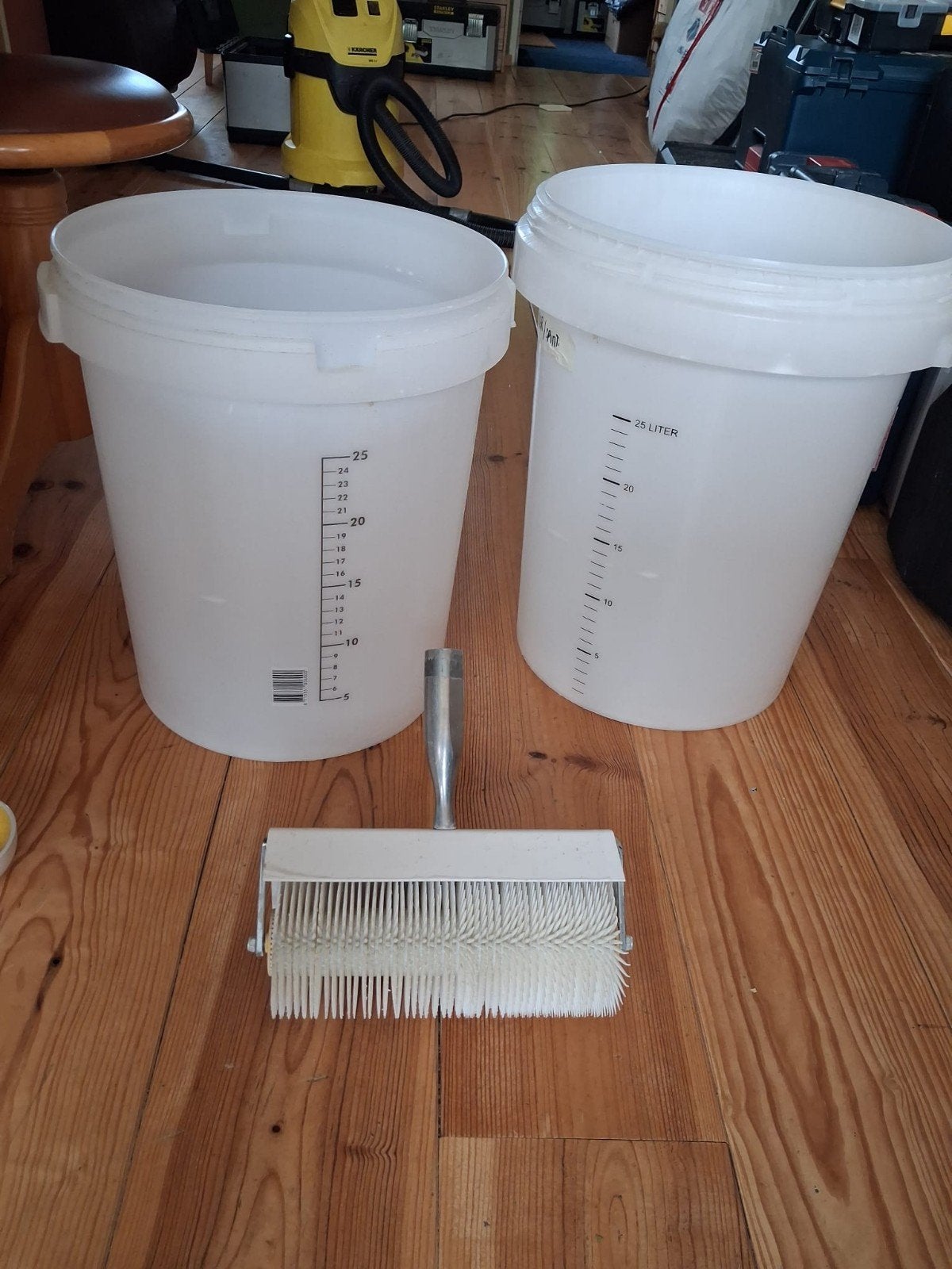 prikroller voor gietvkoeren met twee 25 liter emmers, Ophalen, Gebruikt, Overige typen