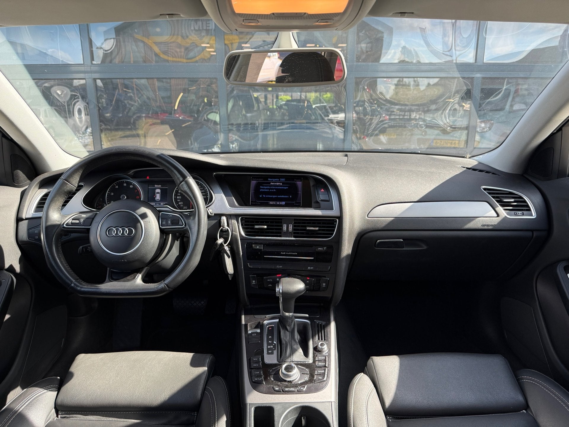 Audi A4 Avant 1.8 TFSI Business Edition/Aut/Leer/El.ramen/Na, Auto's, Gebruikt, 4 cilinders, 1505 kg, A4