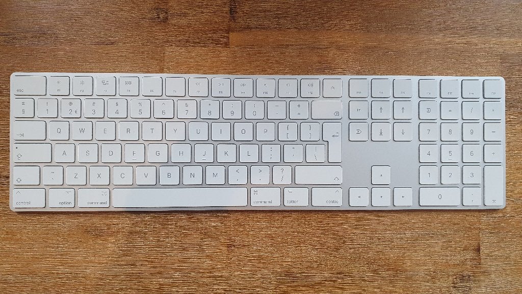 Apple Magic Keyboard, with Numeric Keypad - QWERTY, Computers en Software, Toetsenborden, Nieuw, Ophalen of Verzenden, Draadloos