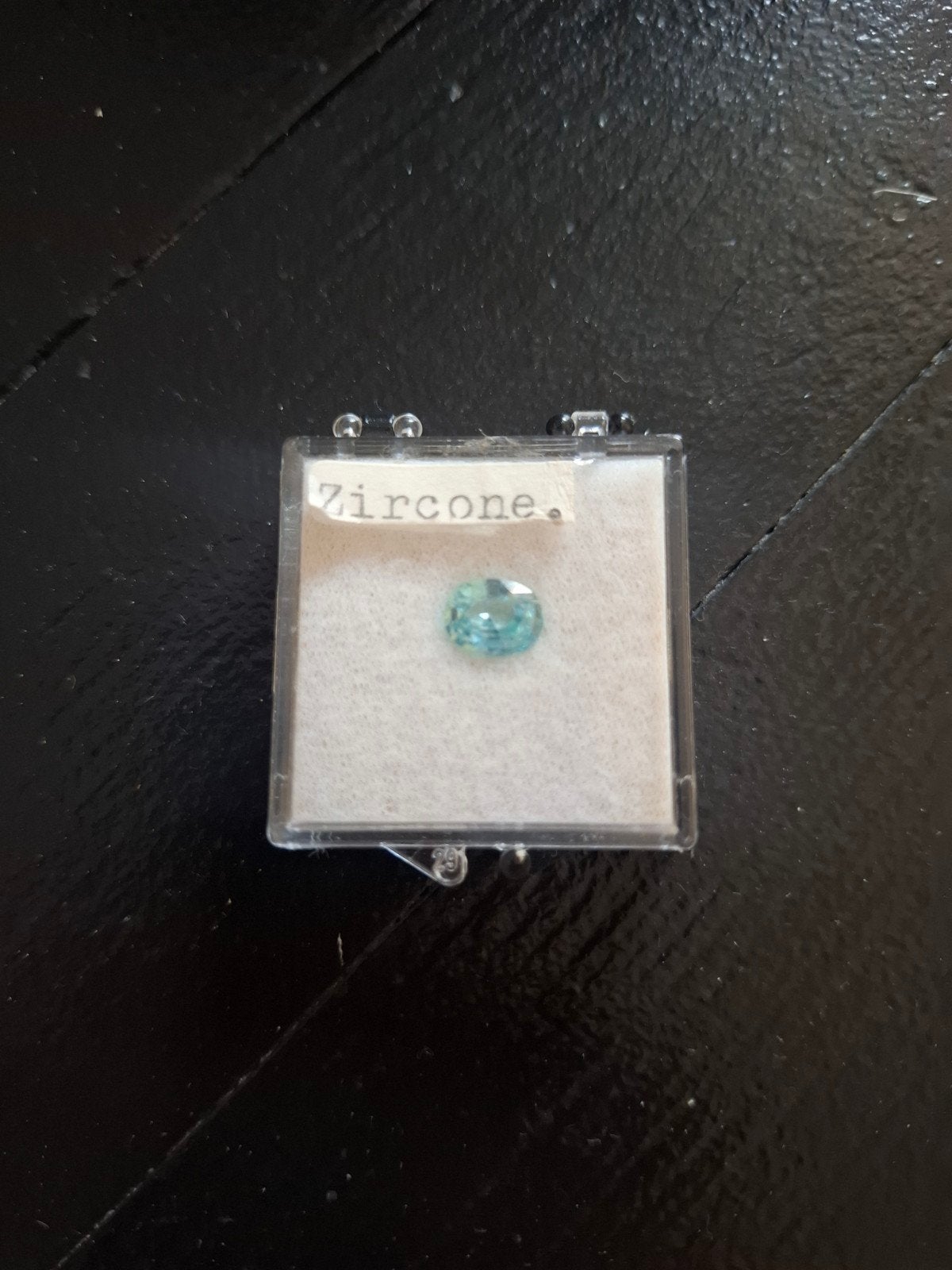 Natuurlijke Zirkoon uit Cambodja - 1.95 ct, Ophalen of Verzenden, Zo goed als nieuw