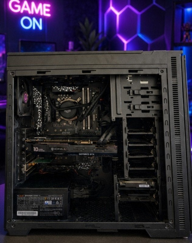 Game PC | i7-8700K | GTX 1080 Ti | 16GB RAM | Watergekoeld, Computers en Software, Desktop Pc's, Ophalen of Verzenden