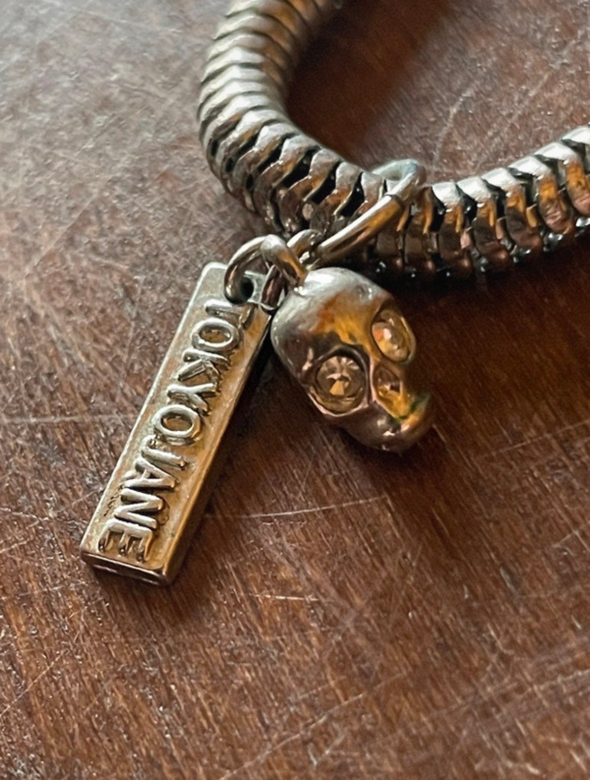 Tokyojane ketting 55cm met doodshoofd hanger, Gebruikt, Ophalen of Verzenden, Zilver, Overige materialen