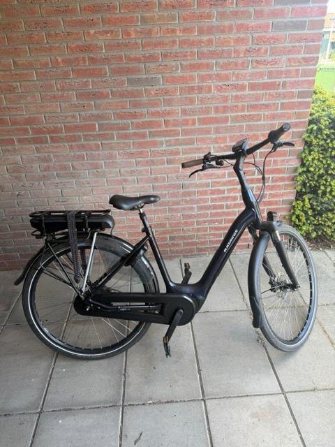 Batavus Finez Ego, Fietsen en Brommers, Elektrische fietsen, Zo goed als nieuw, Batavus, 47 tot 51 cm, 50 km per accu of meer