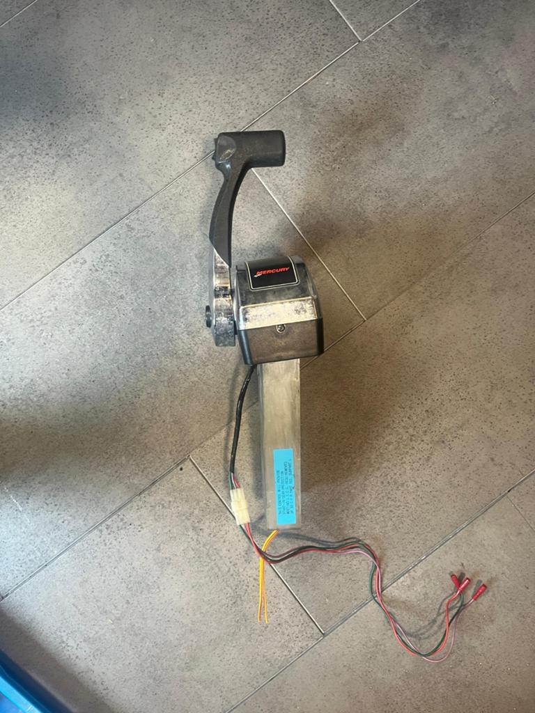 Mercury afstandsbediening en kabels, Watersport en Boten, Verzenden, Gebruikt, Motor en Techniek