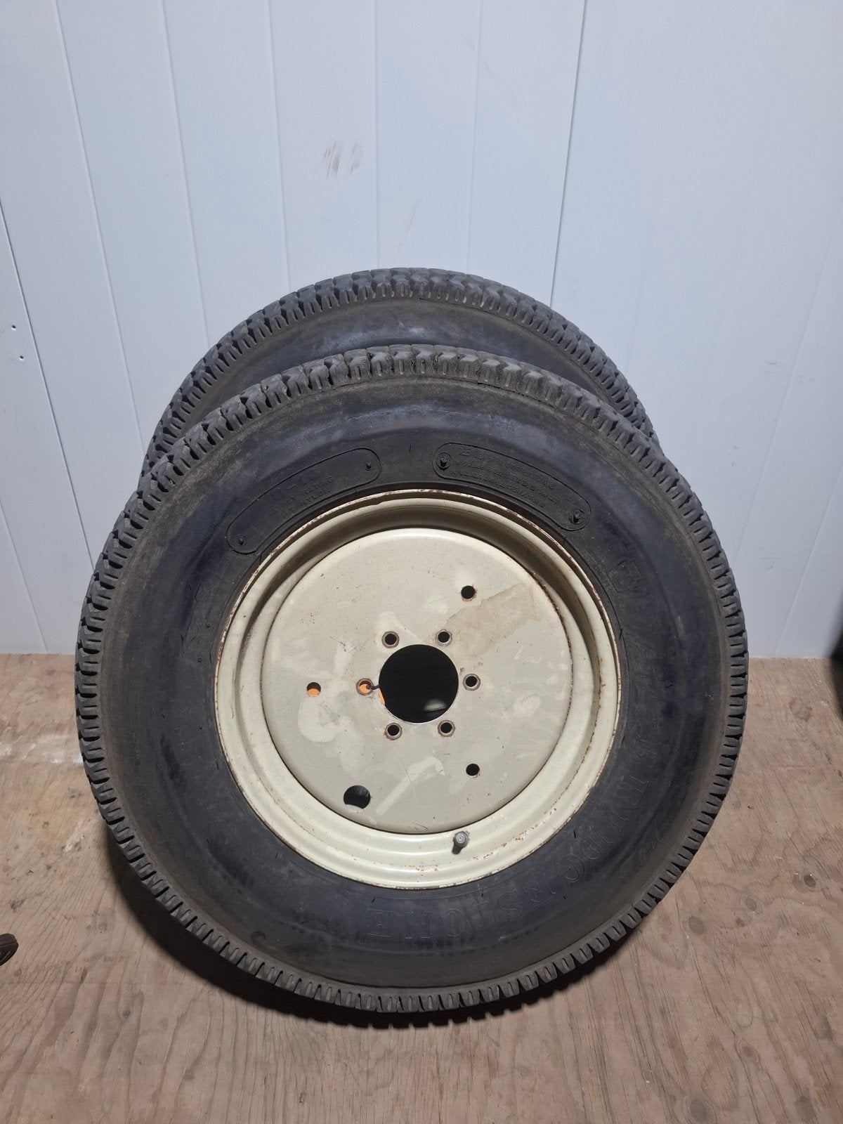 2x Bridgestone banden op velg iseki, Ophalen, Gebruikt