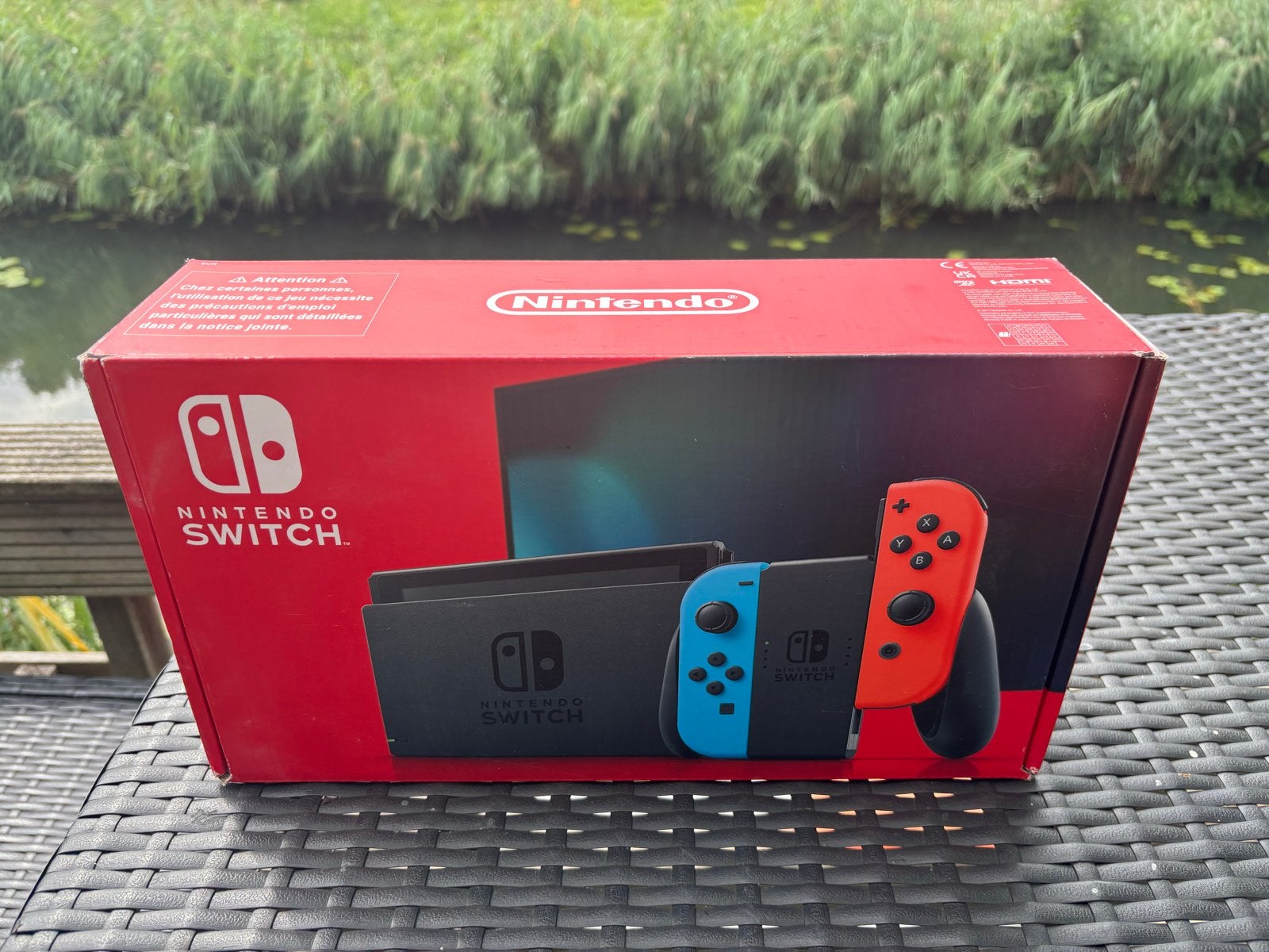 Nintendo Switch doos, Ophalen of Verzenden, Zo goed als nieuw, Met 2 controllers, Switch 2019 Upgrade