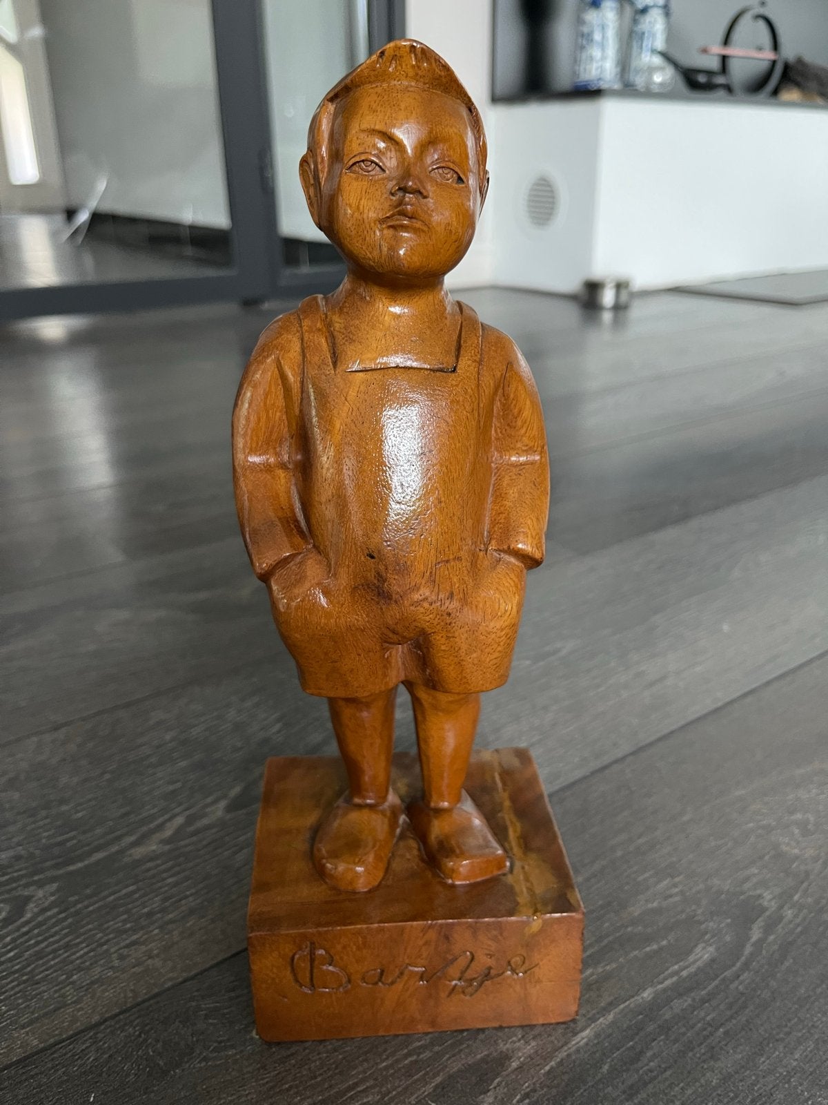 Vintage Houtsnijwerk 'Bartje' - Uniek Beeldje, Houtsnijwerk, Ophalen of Verzenden, Handgemaakt, 20 - 50 cm