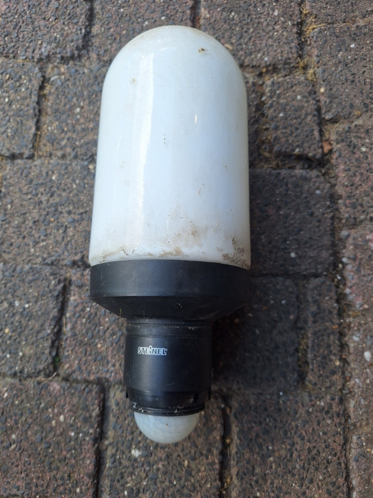 Steinel buitenlamp met bewegingssensor en glazen kap, Ophalen, Gebruikt, Wandlamp, Waterbestendig