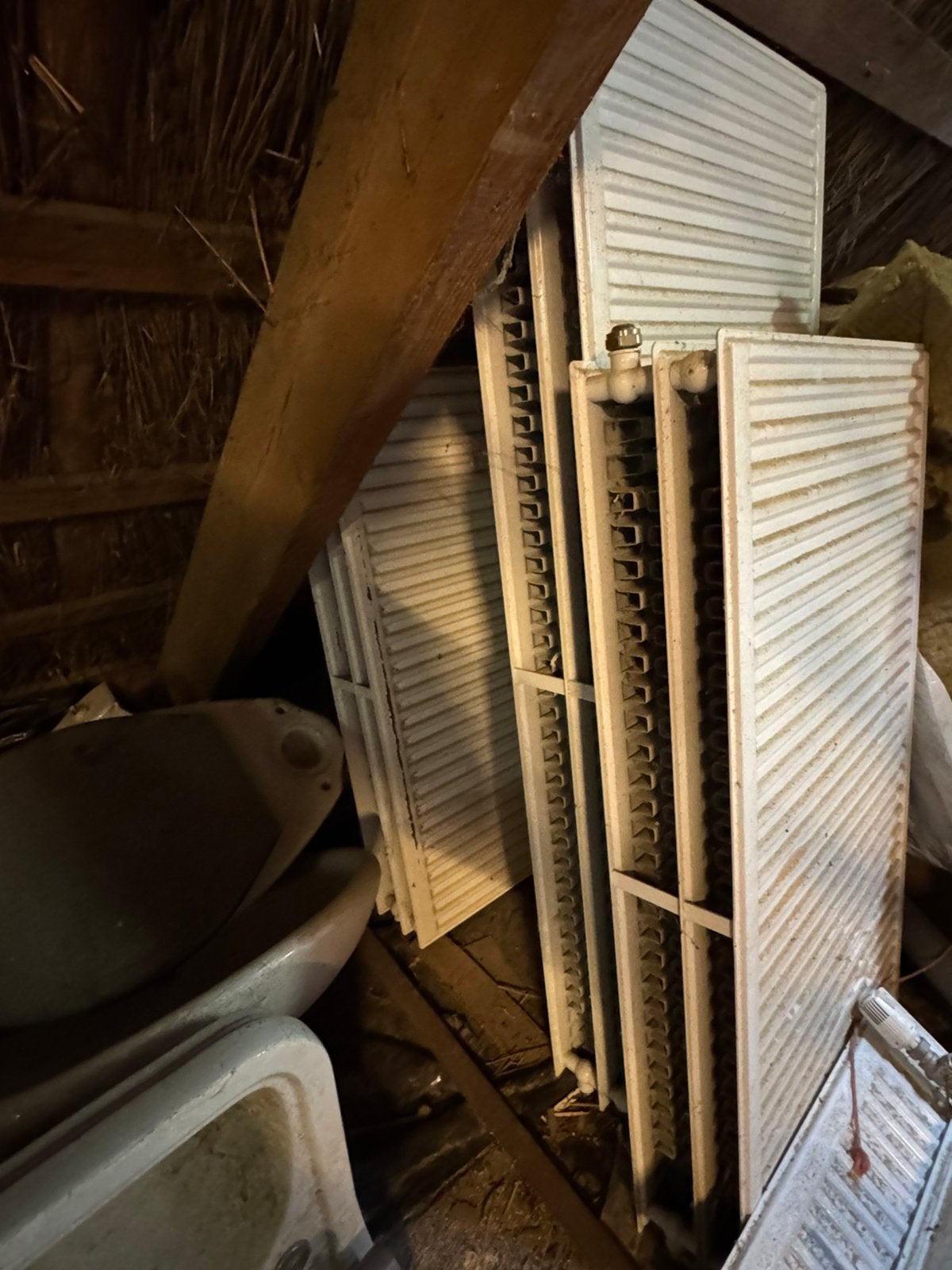 Verschillende radiatoren. Groot en klein met kraan/ophanging, Ophalen, Zo goed als nieuw, Radiator, 30 tot 80 cm
