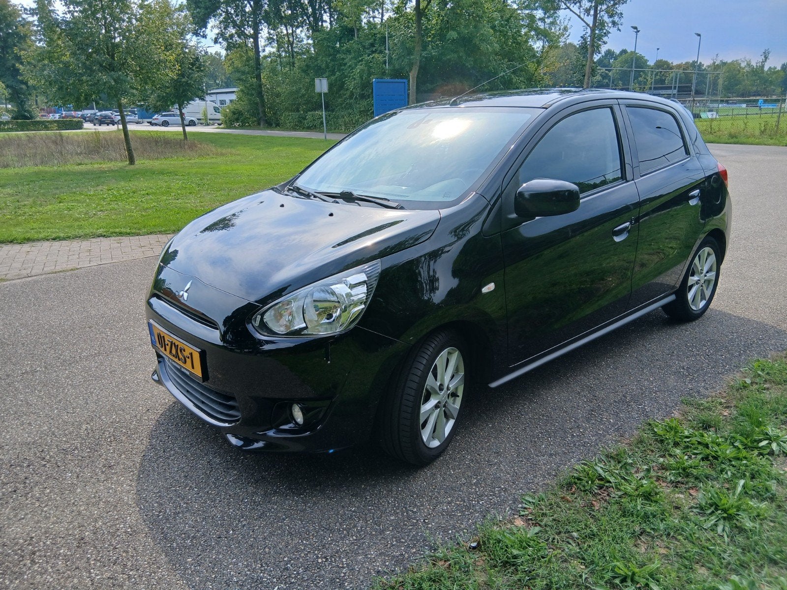Mitsubishi Space Star 1.2 MPI 59KW 2013 zwart km 130550, Voorwielaandrijving, 200 kg, Origineel Nederlands, Handgeschakeld