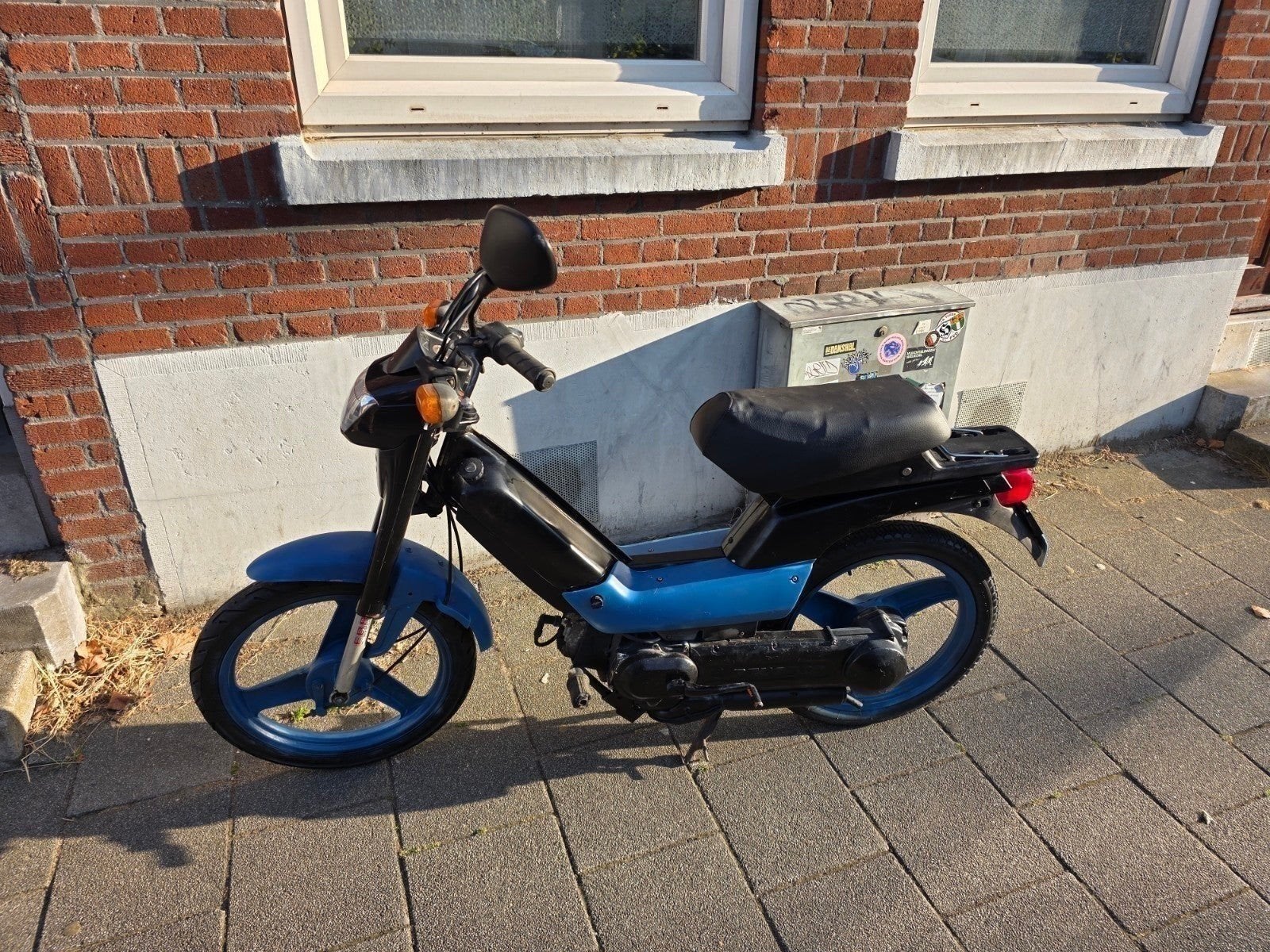 Peugeot Fox brommer - Blauw/Zwart loop of sloop, Fietsen en Brommers, Brommers | Peugeot, Ophalen, Gebruikt, Maximaal 25 km/u