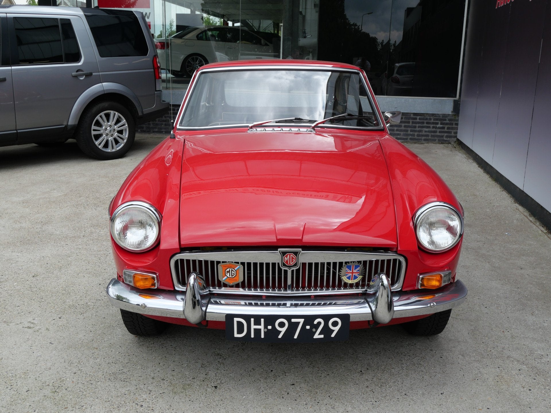 MG B 1.8 GT OVERDRIVE | LEER | ORIGINEEL | EUROPESE UITVOERI, Achterwielaandrijving, Zwart, Leder, Bedrijf