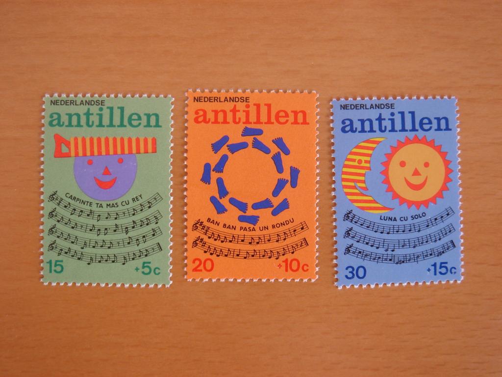 Ned. Antillen 1974 NVPH 497 t/m 499 Kinderzegels, Postzegels en Munten, Postzegels | Nederlandse Antillen en Aruba, Ophalen of Verzenden