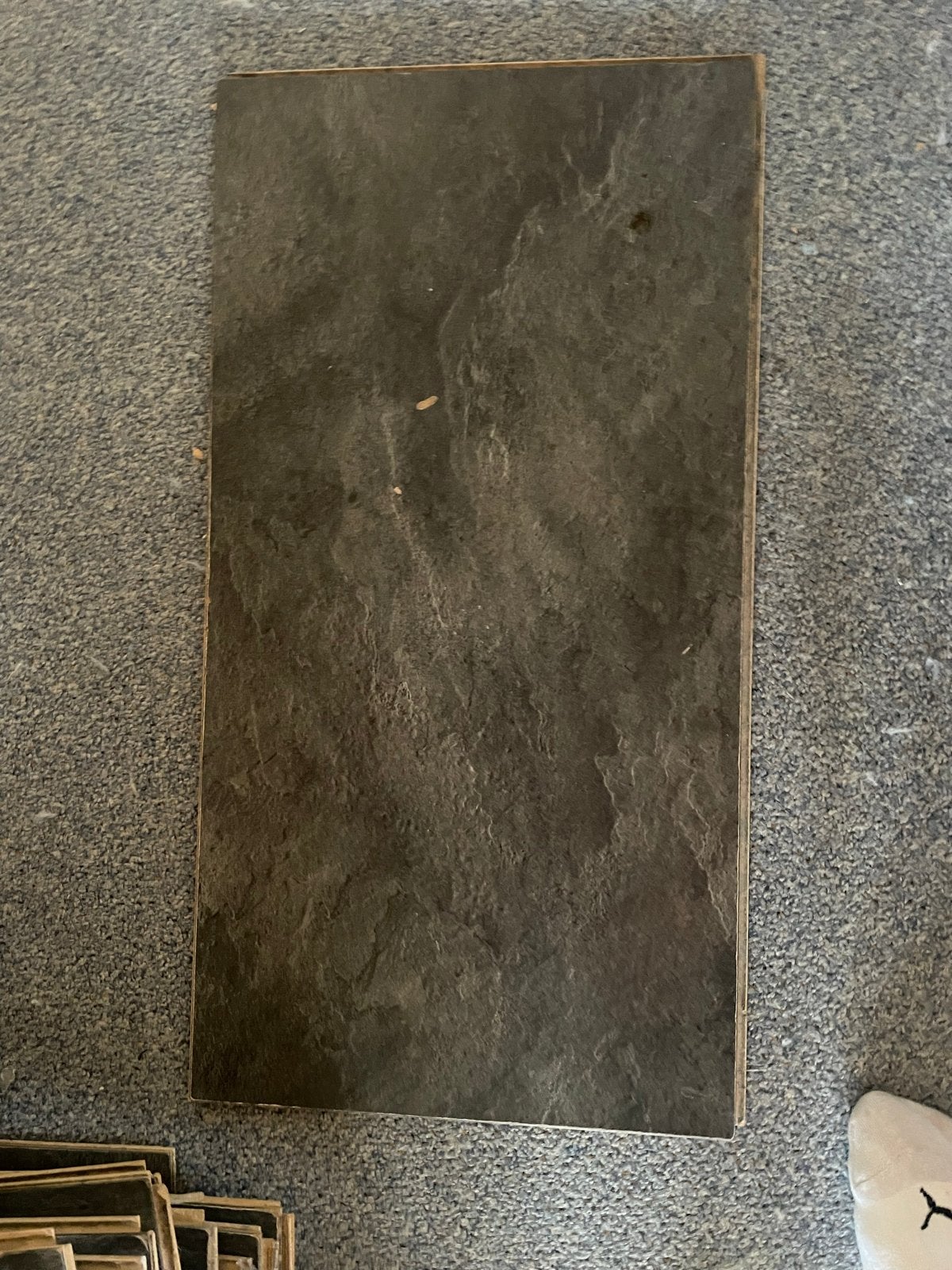 Gratis vloerplaten laminaat, zwartgrijs, Ophalen, Kunststof, Gebruikt, 50 tot 150 cm