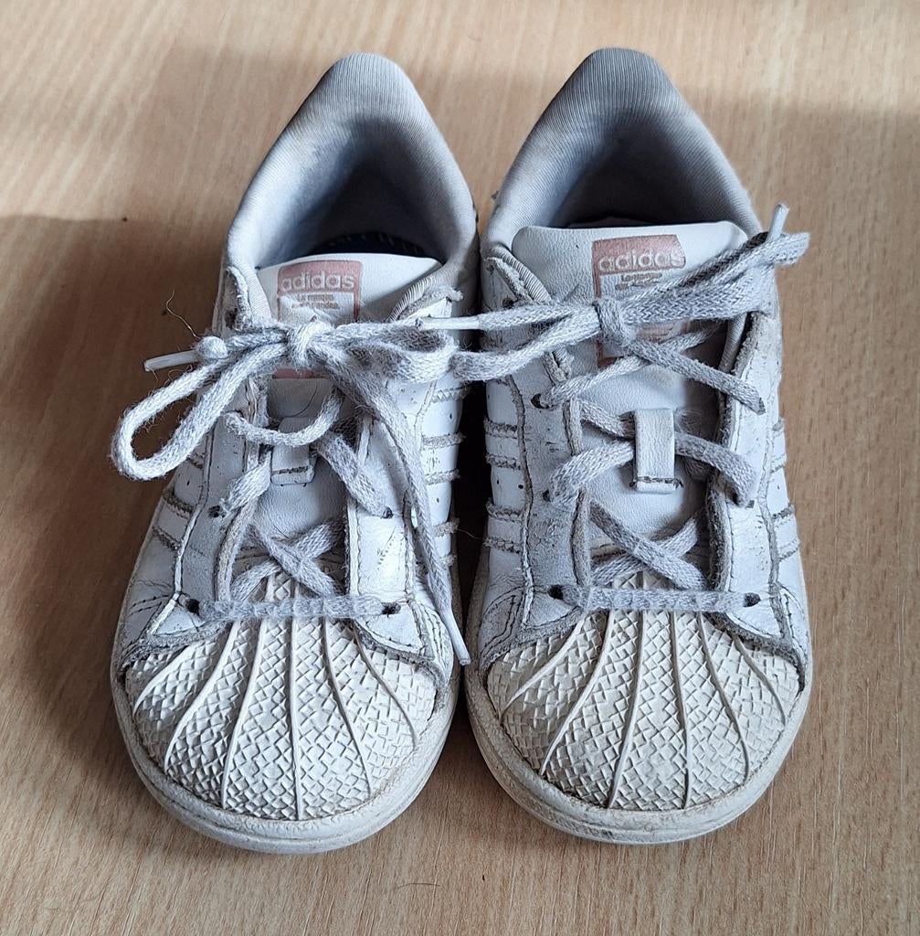 Adidas Superstar sneakers wit maat 24, Adidas, Meisje, Schoenen, Ophalen of Verzenden