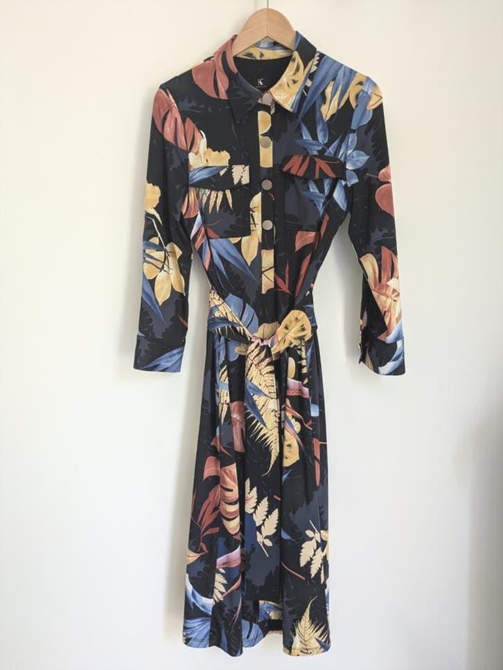 K-design jurk
Maat M, Ophalen of Verzenden, Zo goed als nieuw, Maat 38/40 (M), Onder de knie