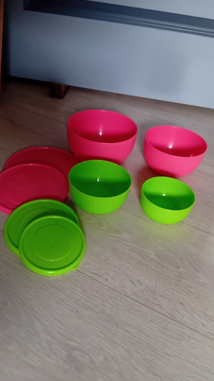 Schaaltjes met deksel, Ophalen, Schaal
